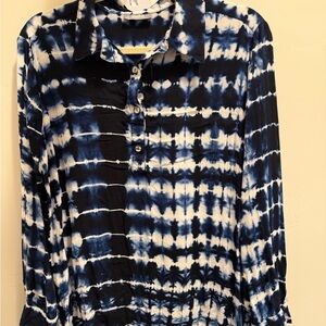 Neiman Marcus Navy & White Tie-Dye Button-Down Shirt